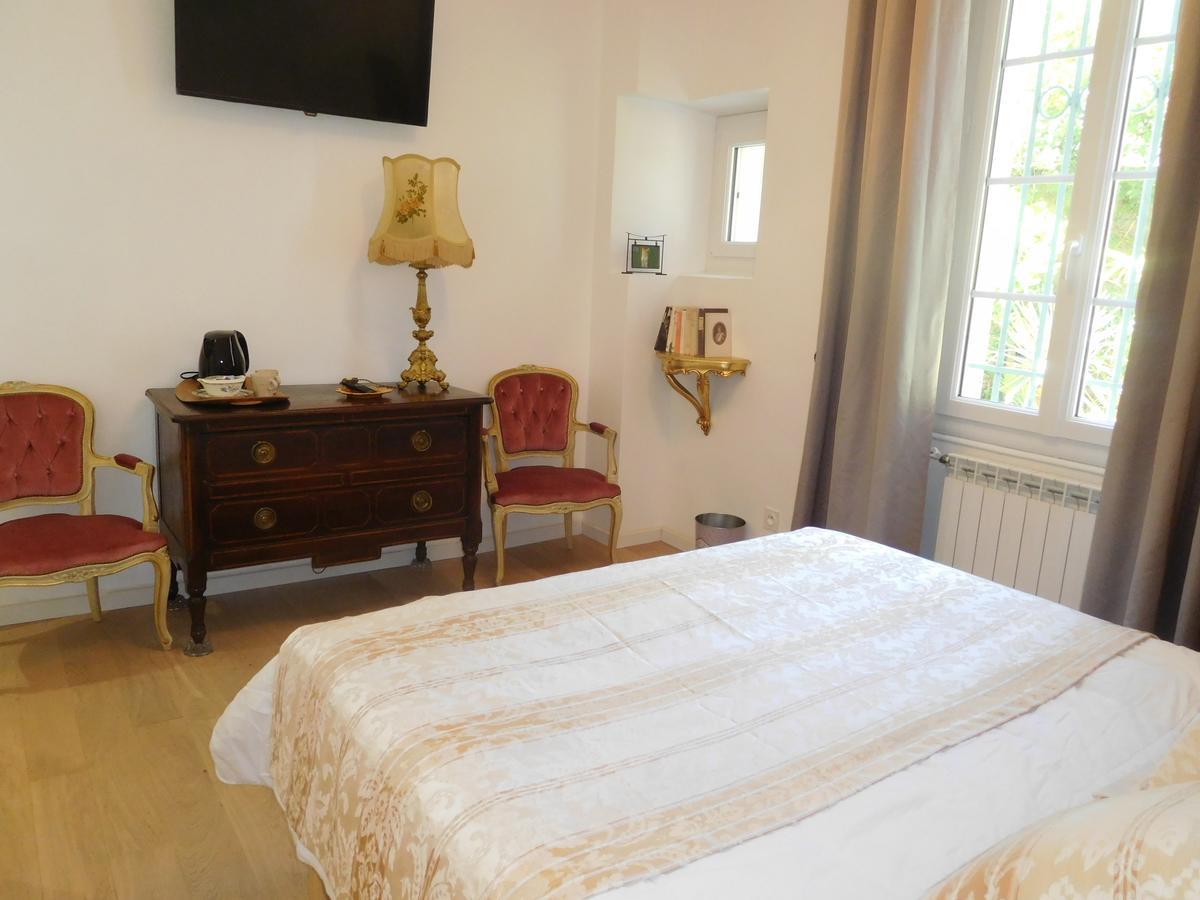 Villa Marguerite Йер Экстерьер фото